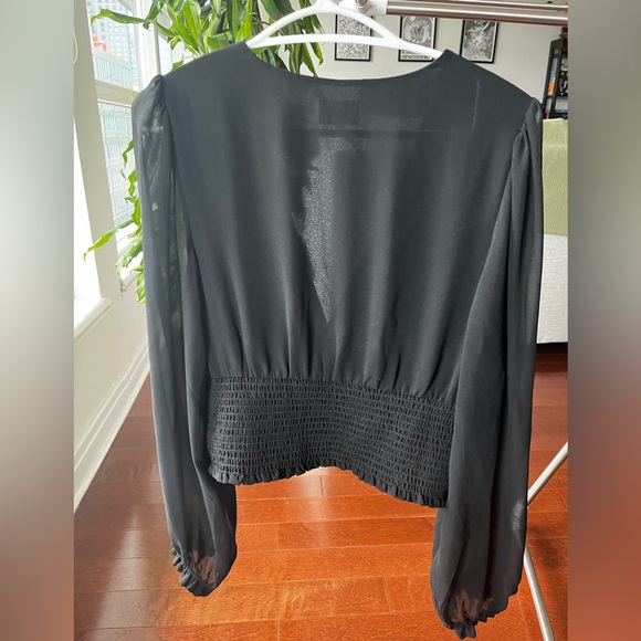 Aritzia Wilfred Wistful Blouse in Black, size L - Picture 4 of 5